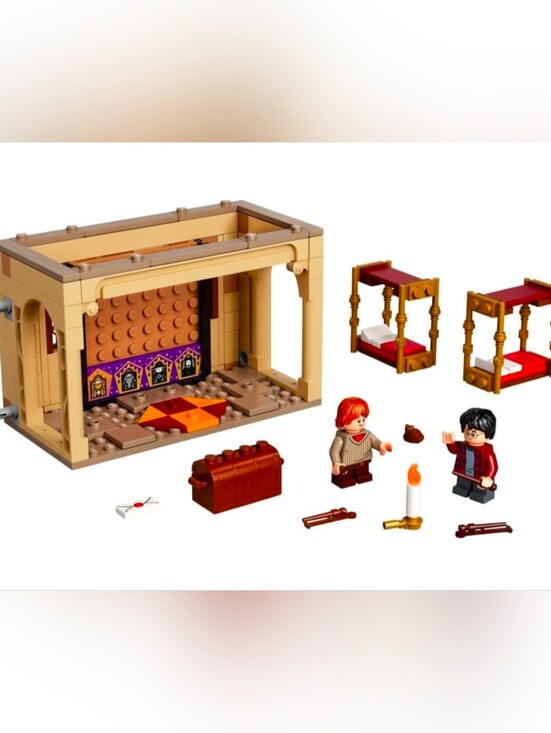 Lego Other - LEGO Hogwarts™ Gryffindor™ Dorms 40452